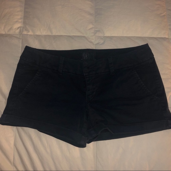 AMERICAN EAGLE NAVY BLUE SHORTS SIZE 2 - Picture 1 of 5